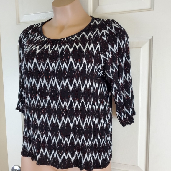 Cato Ladder Back Top - Picture 3 of 11